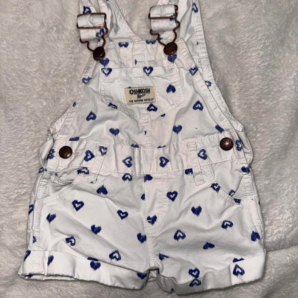 OshKosh B'gosh white/blue heart overalls Size 6 months